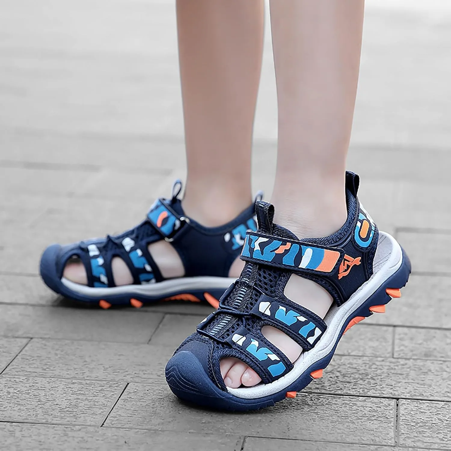 Girls Sandals Low Heel Boy Shoes Comfortable Soft Sole Closed Toe Sandals Fashionable Thick Sole Beach
