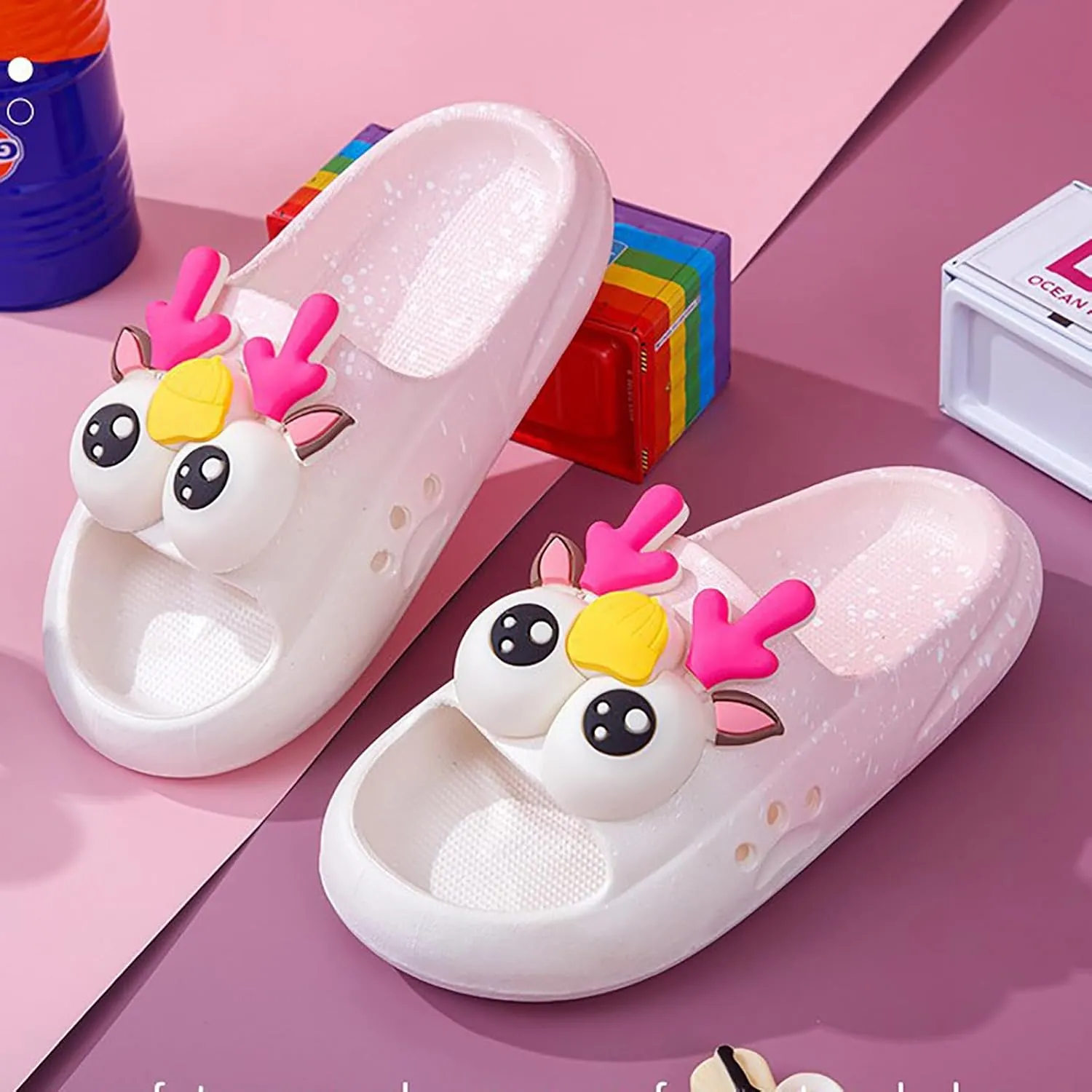 Shower Slippers Bathroom Pool Sandals Girl Comfortable And Soft One Foot Fashionable Gradient Color Cartoon Home Slippers