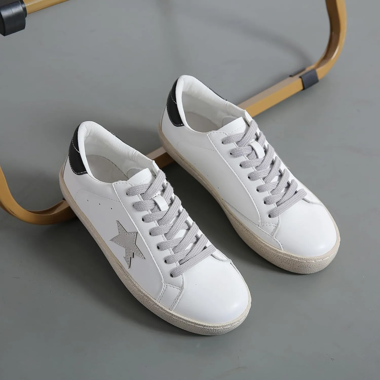 Sneakers for Women - Fashion Bling Star Sequins Sneaker - Cushioned Low Top Platform, Rubber Sole Leather Upper Lace Up Walking Shoes - Casual Comfortable Running Sports Shoes