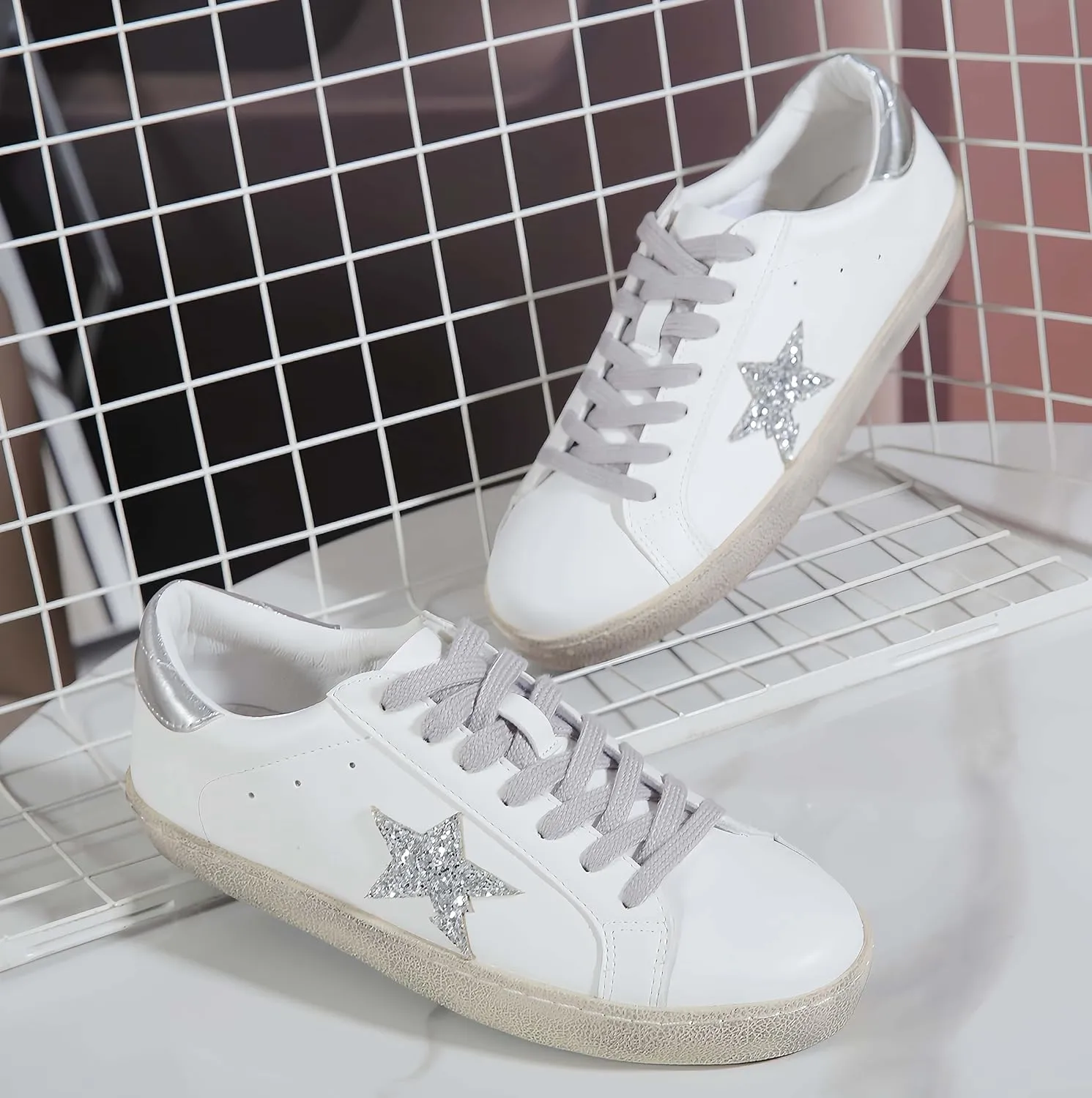 Sneakers for Women - Fashion Bling Star Sequins Sneaker - Cushioned Low Top Platform, Rubber Sole Leather Upper Lace Up Walking Shoes - Casual Comfortable Running Sports Shoes
