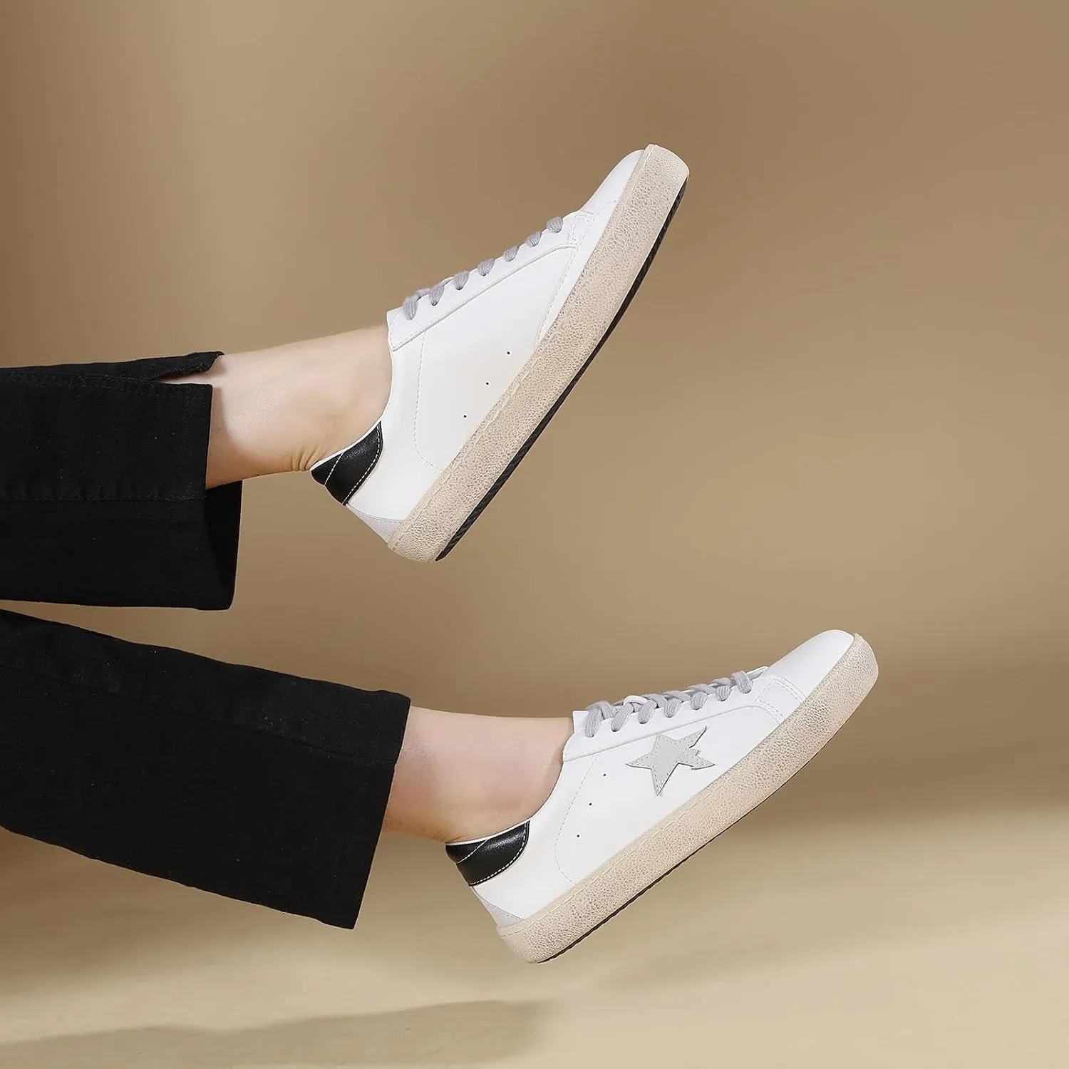 Sneakers for Women - Fashion Bling Star Sequins Sneaker - Cushioned Low Top Platform, Rubber Sole Leather Upper Lace Up Walking Shoes - Casual Comfortable Running Sports Shoes