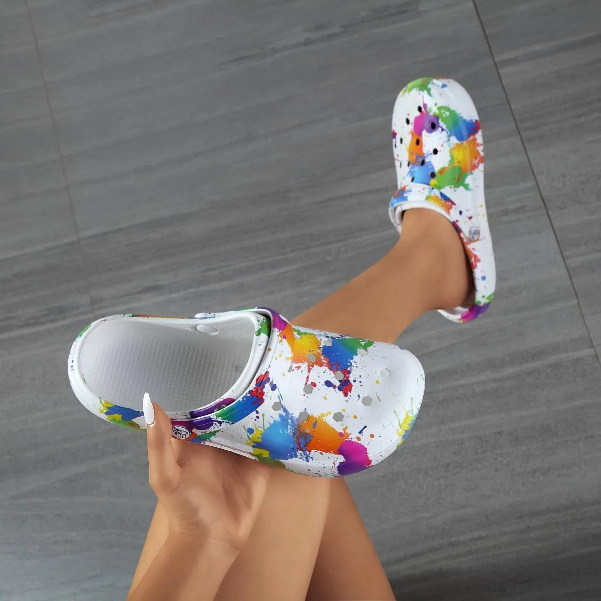 Tie-dye Womens Clogs Lightweight Slip-on Garden Shoes Cheap Slippers/Sandals/Water Shoes