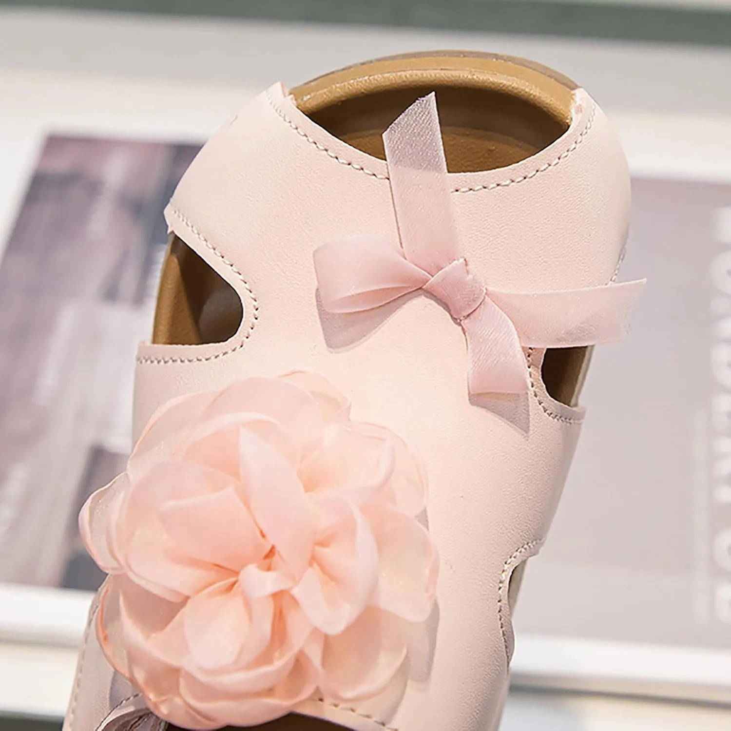 Unisex Kids Summer Sandals Girls Shoes Comfortable Soft Sole Sandals Fashionable Flower Open Toe Beach
