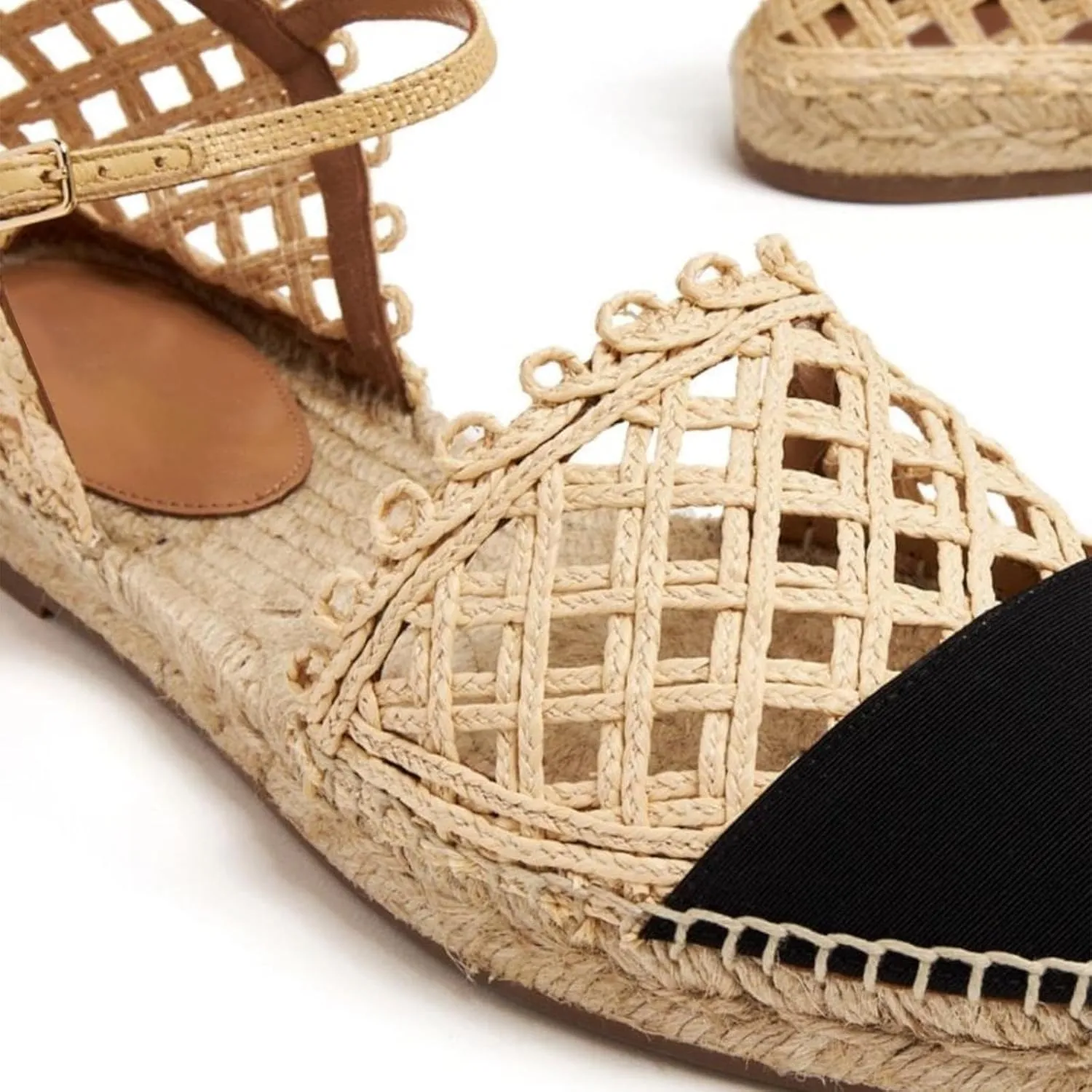 VARECOLA Women Round Toe Flat Sandals Shoes Strappy Multicolor Straw Woven Apricot Espadrilles Elegant Chic Braided Raffia No-heel Black