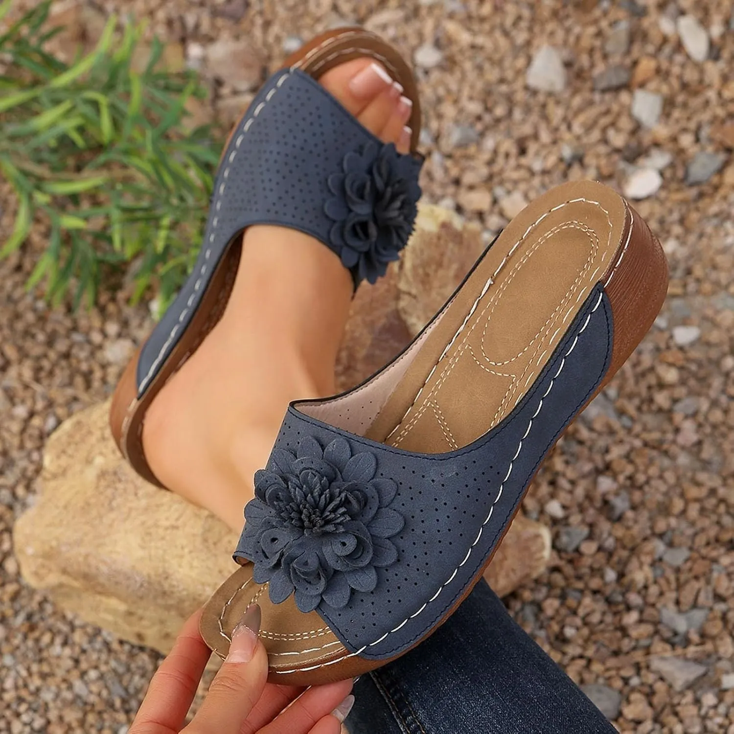 Wedge Sandals for Women Dressy Chic Flowers Orthopedic Sandals Summer Beach Sandal Casual Non Slip Platform Lightweight Wedge Shoes Comfortable Arch Support Casual Slip On Sandal