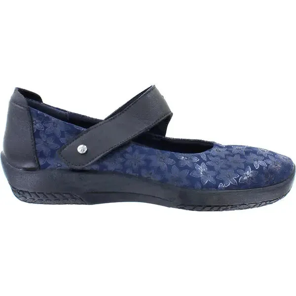 Womens Arcopedico Cosmo  Stylish, Supportive & All-Day Comfort