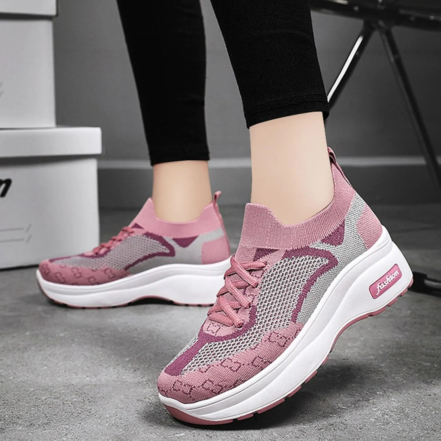 Women's Casual Breathable Mesh Sneakers Breathable Mesh Slip on Walking Shoes Comfortable Running Tennis Shoe