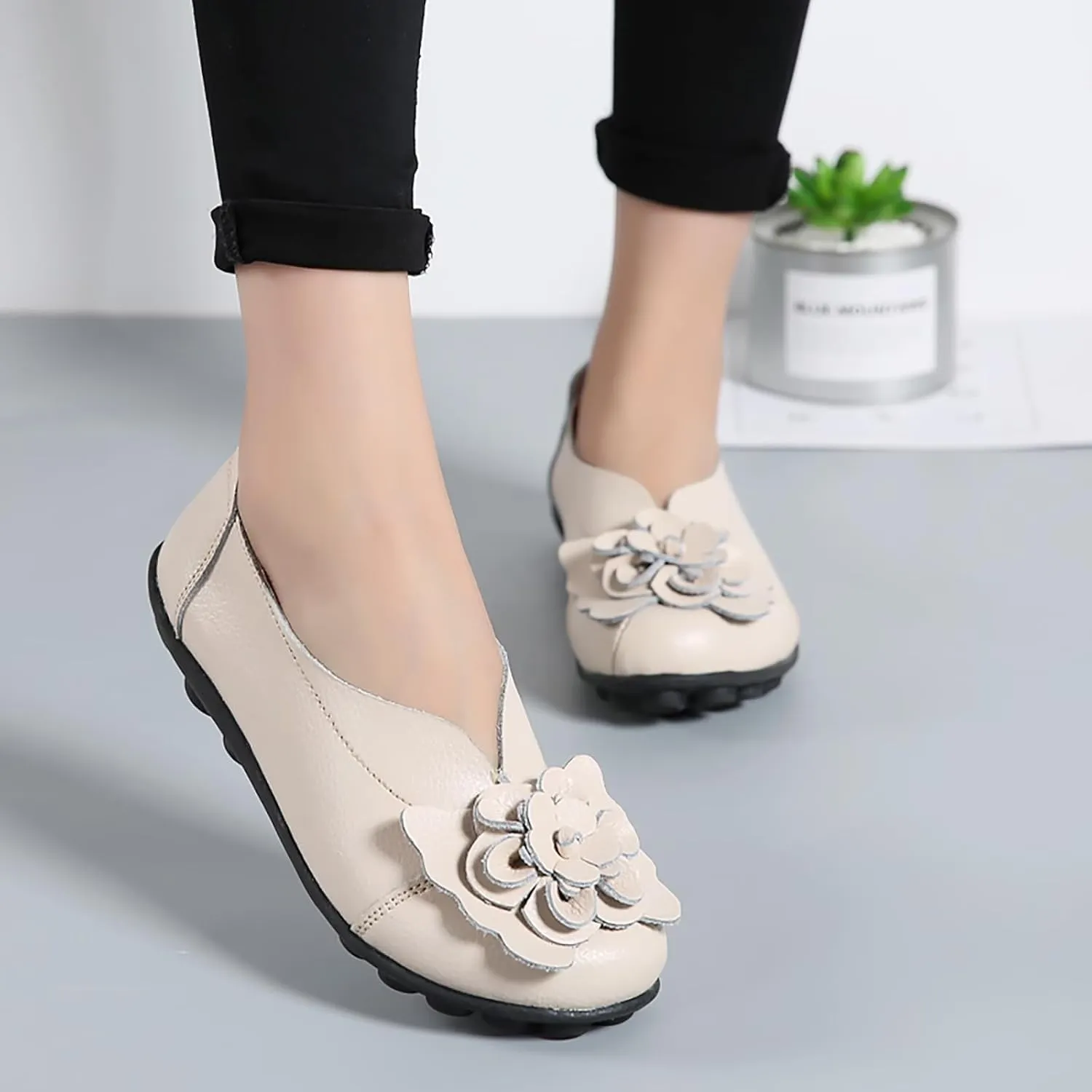 Womens Orthopedic Loafers Summer Comfortable Closed Toe Low Heel Flat Wide Width Flats Breathable Casual Outdoor Shoes Work Dressy Shoe Shopping Standing Shoes
