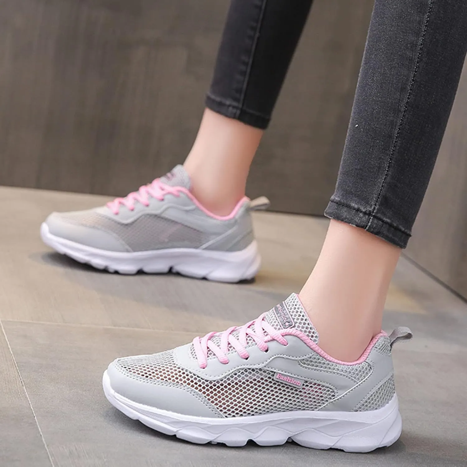 Womens Walking Shoes Mesh Breathable Athletic Sneakers for Women Comfortable Non Slip Lace Up Sports Shoes